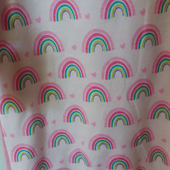 Gerber 4 piece set and Luvable Friends gowns NWT bundle - Picture 5 of 6